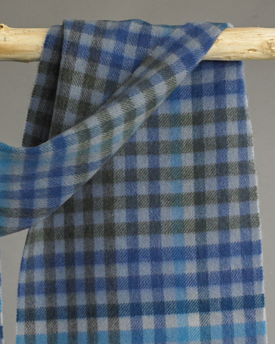 Blue x Grey Check Cashmere Scarf