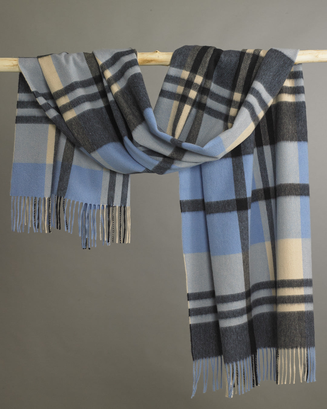 Frothy Blue Check Cashmere Stole