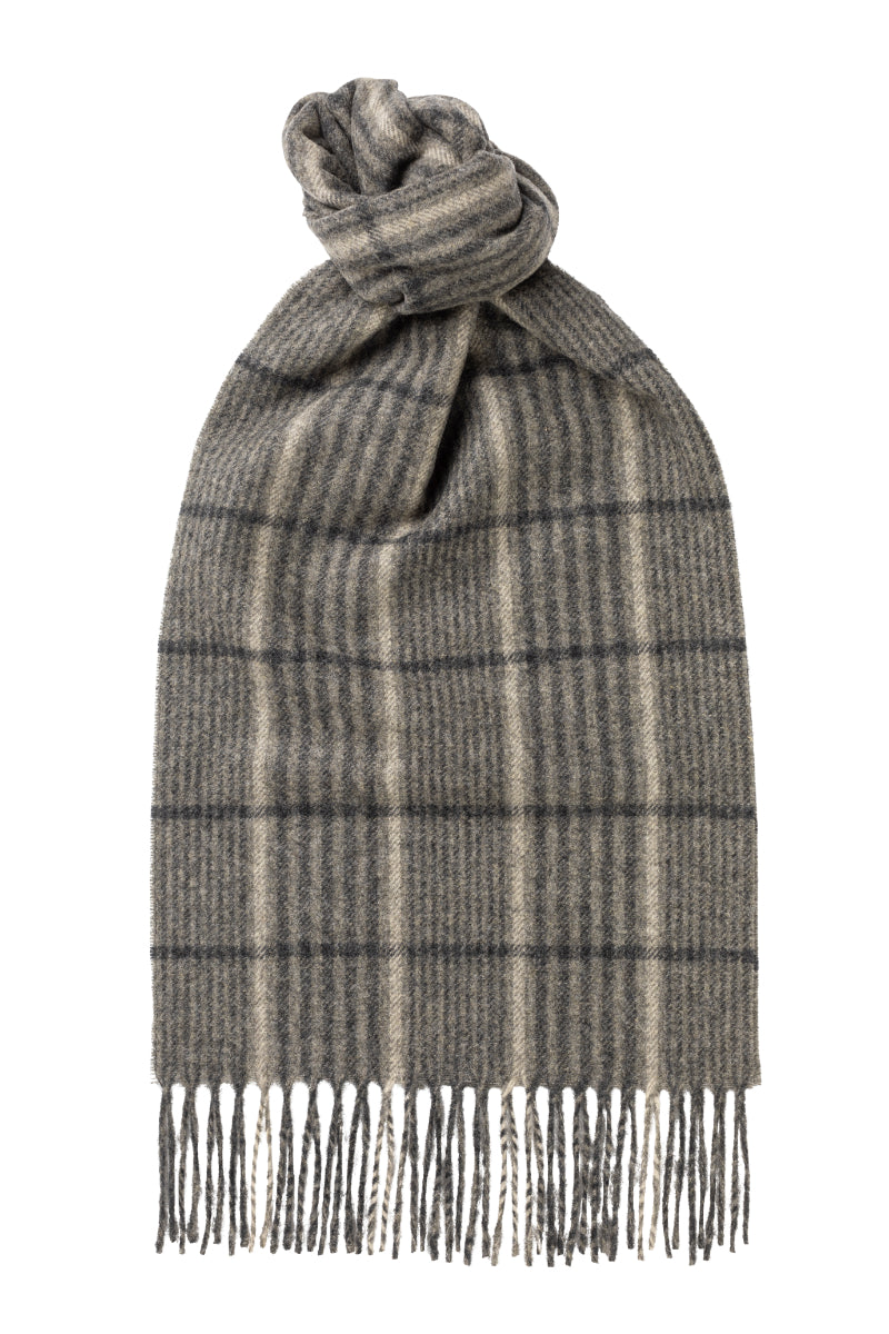 Hume lambswool Scarf product image